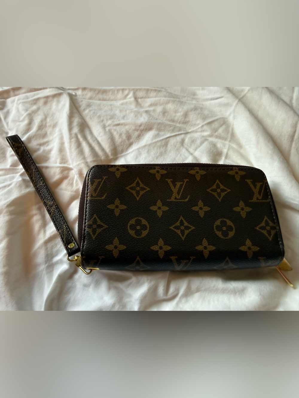 “LV” Style Monogram Canvas Wristlet Wallet in Brown - Picture 2 of 4